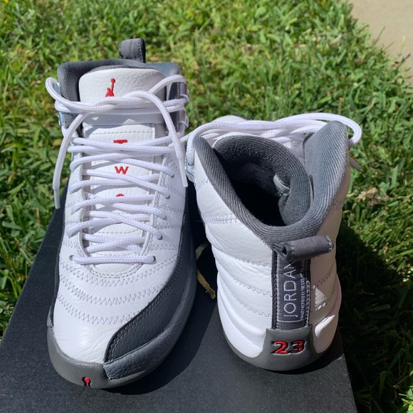 jordans 12 size 4